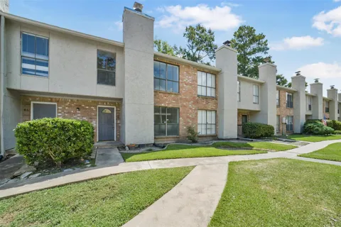 17401 Red Oak Drive #66