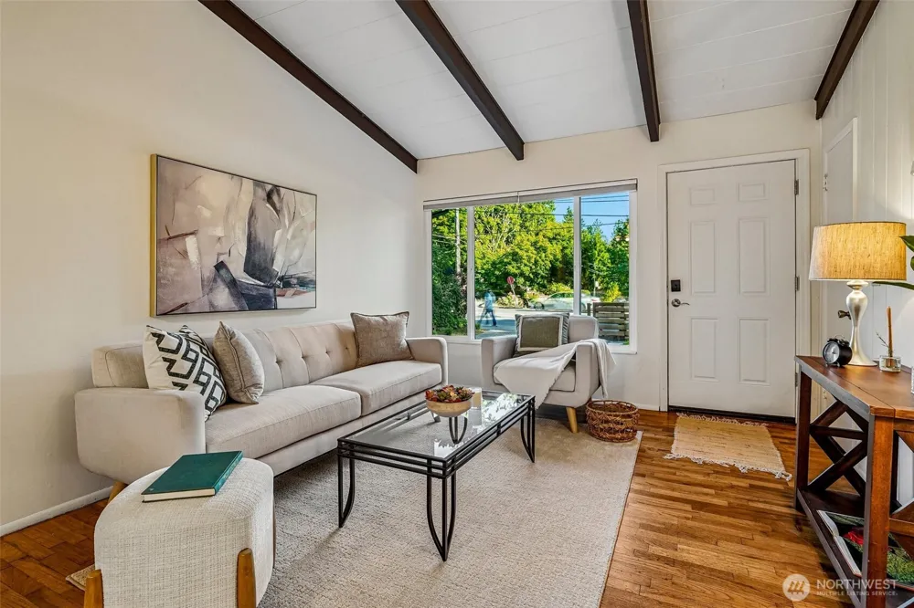 1208 NE Northgate Way Seattle, WA 98125