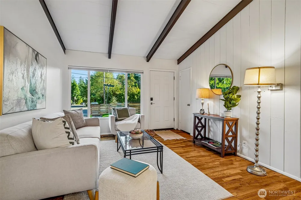 1208 NE Northgate Way Seattle, WA 98125
