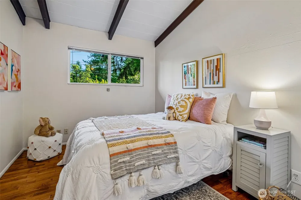 1208 NE Northgate Way Seattle, WA 98125