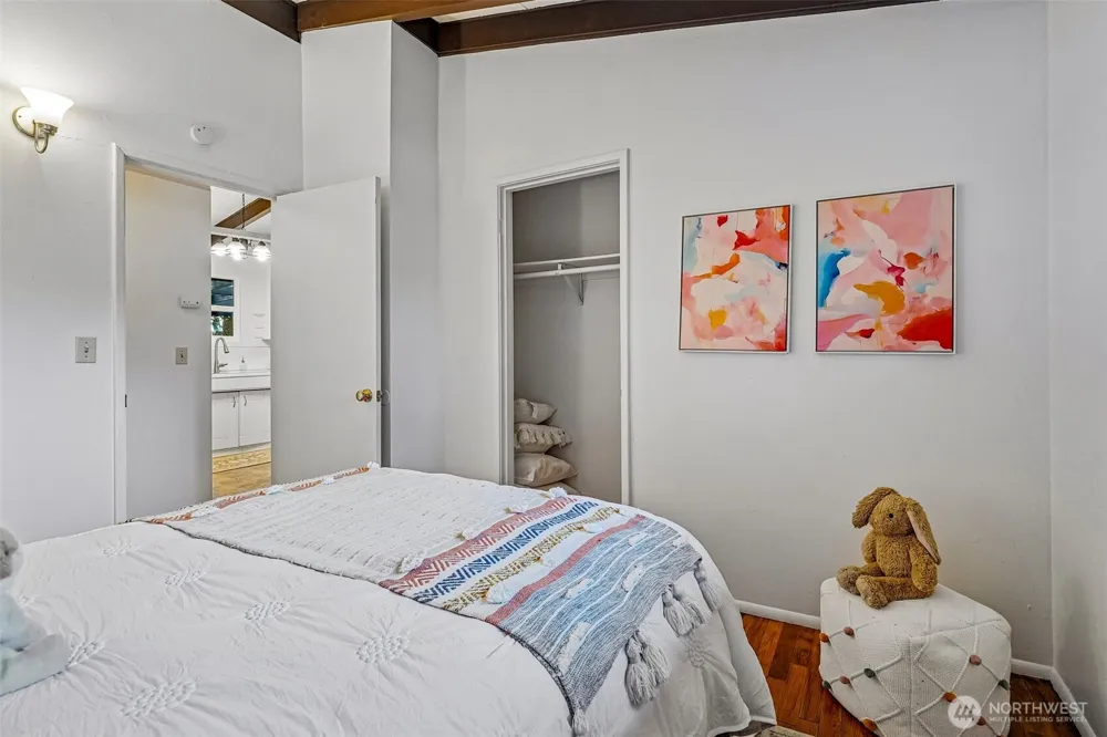 1208 NE Northgate Way Seattle, WA 98125