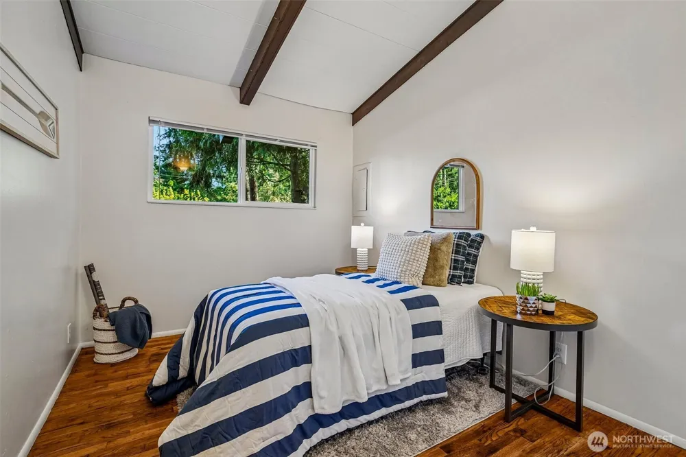 1208 NE Northgate Way Seattle, WA 98125
