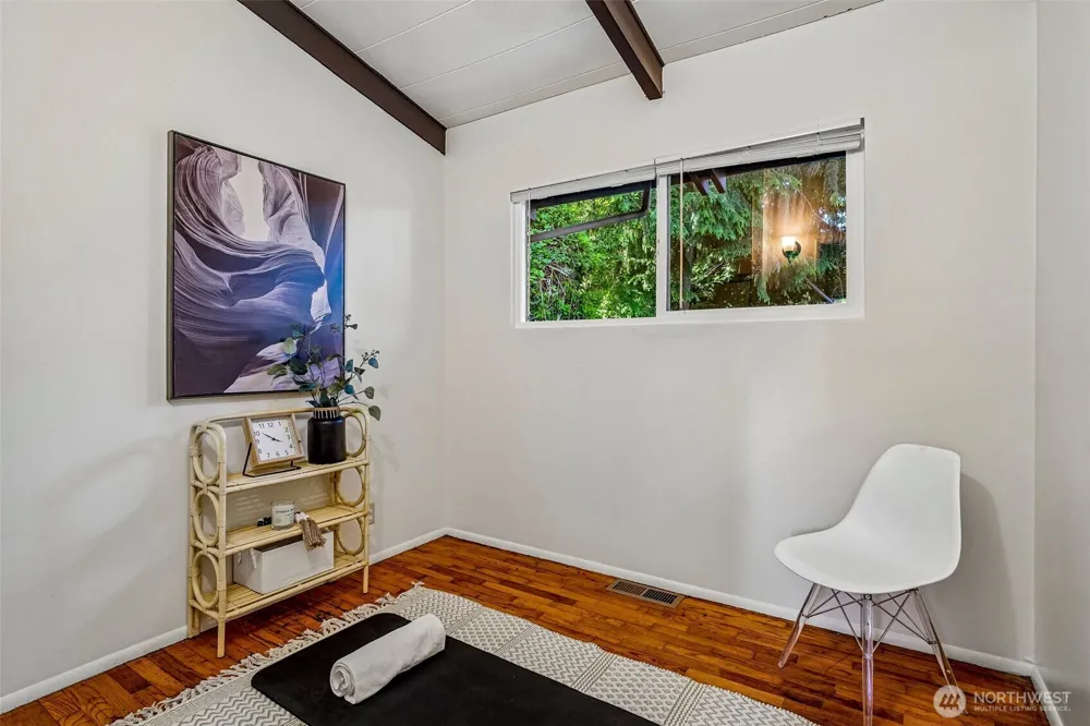 1208 NE Northgate Way Seattle, WA 98125