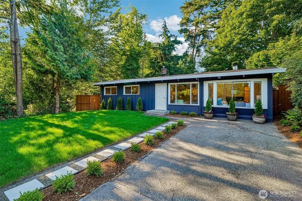 1208 NE Northgate Way Seattle, WA 98125