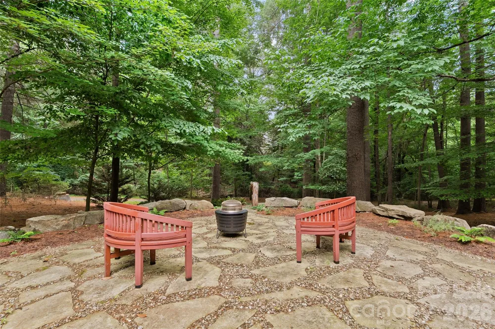 626 Wickhams Fancy Drive Biltmore Lake, NC 28715