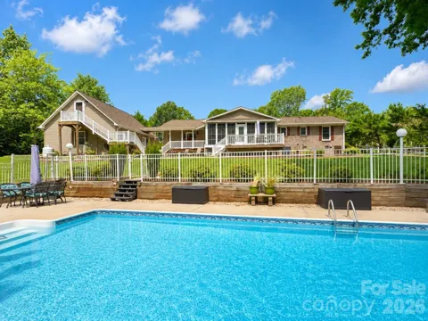107 Mistywood Drive
