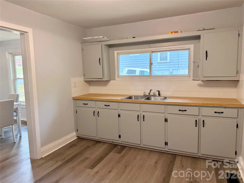 321 Cline Avenue SW Valdese, NC 28690