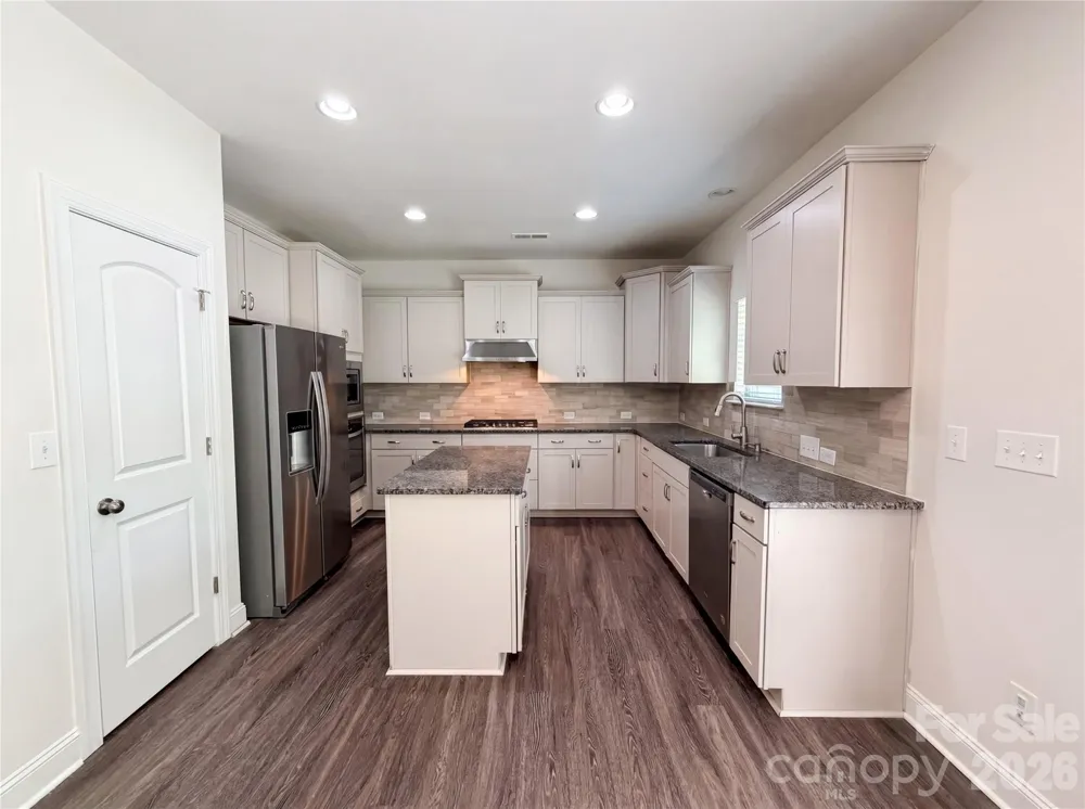 1908 Cantrell Court Matthews, NC 28104