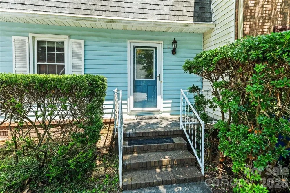 39 Wildwood Avenue Asheville, NC 28804