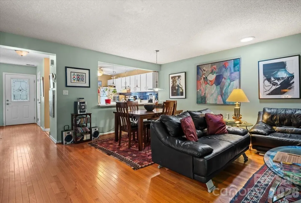 39 Wildwood Avenue Asheville, NC 28804