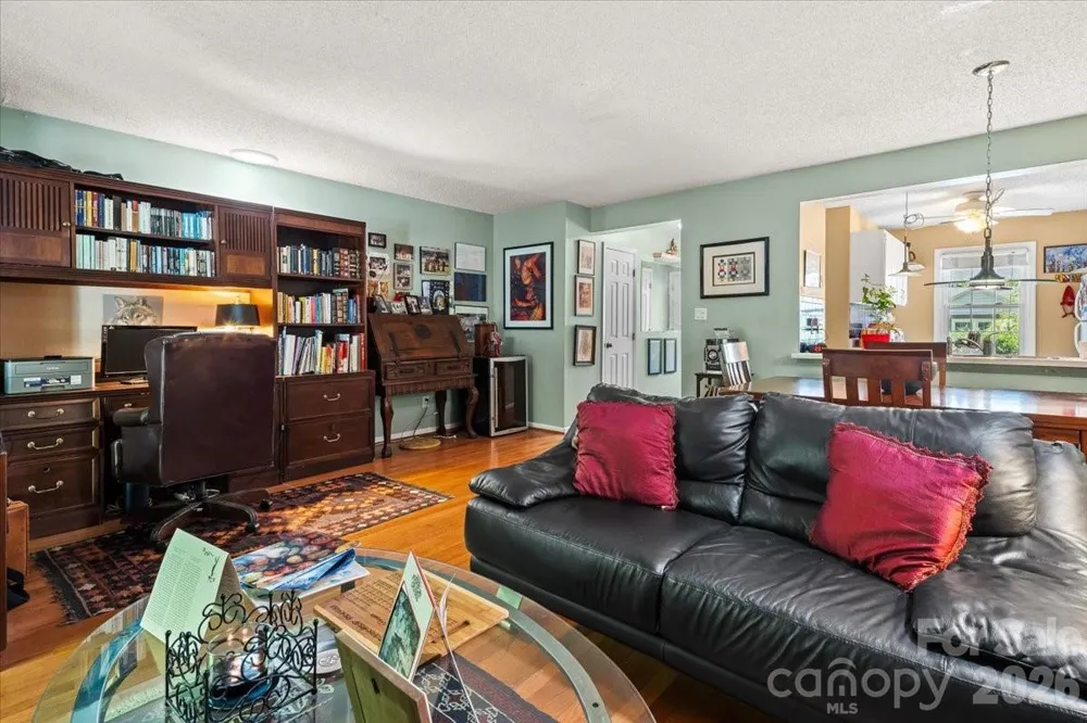 39 Wildwood Avenue Asheville, NC 28804