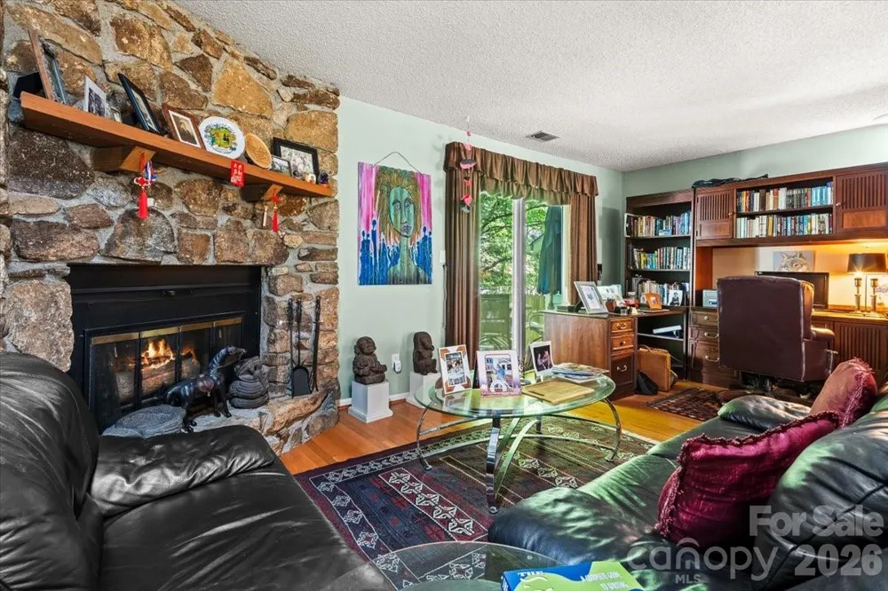 39 Wildwood Avenue Asheville, NC 28804