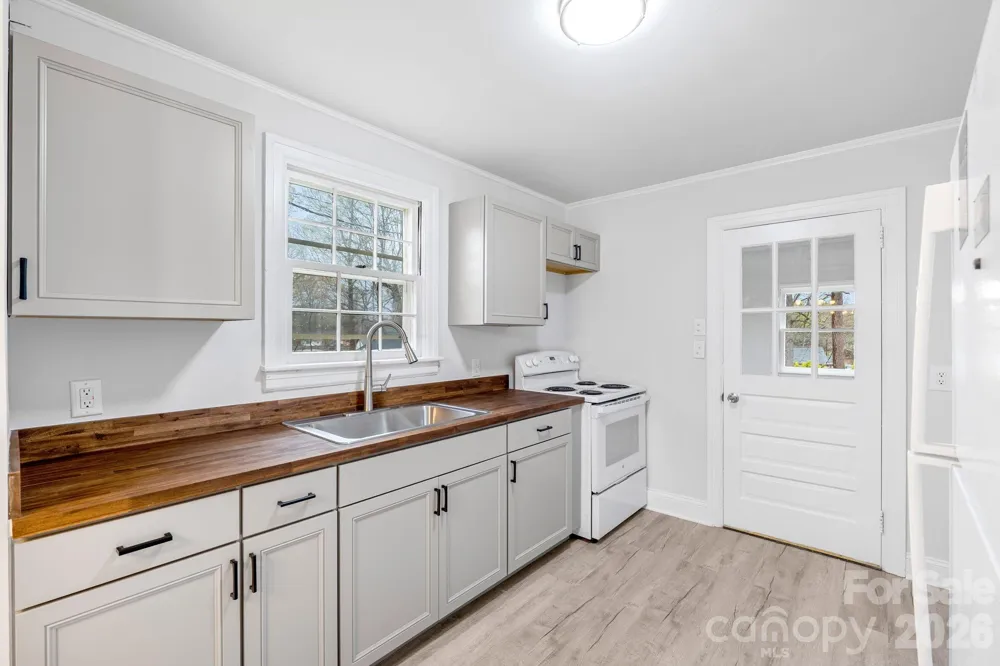 414 Ridge Street Stanley, NC 28164