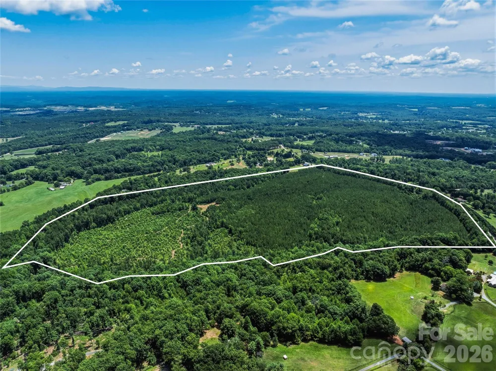 6783 Peniel Road Tryon, NC 28782