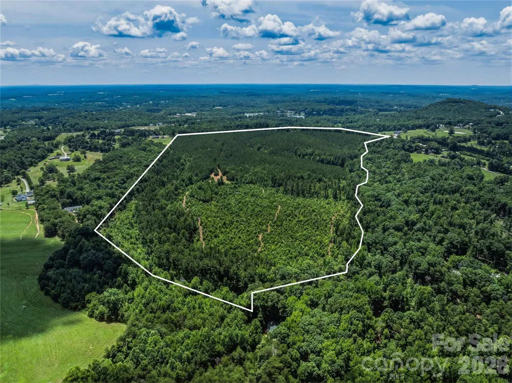 6783 Peniel Road Tryon, NC 28782