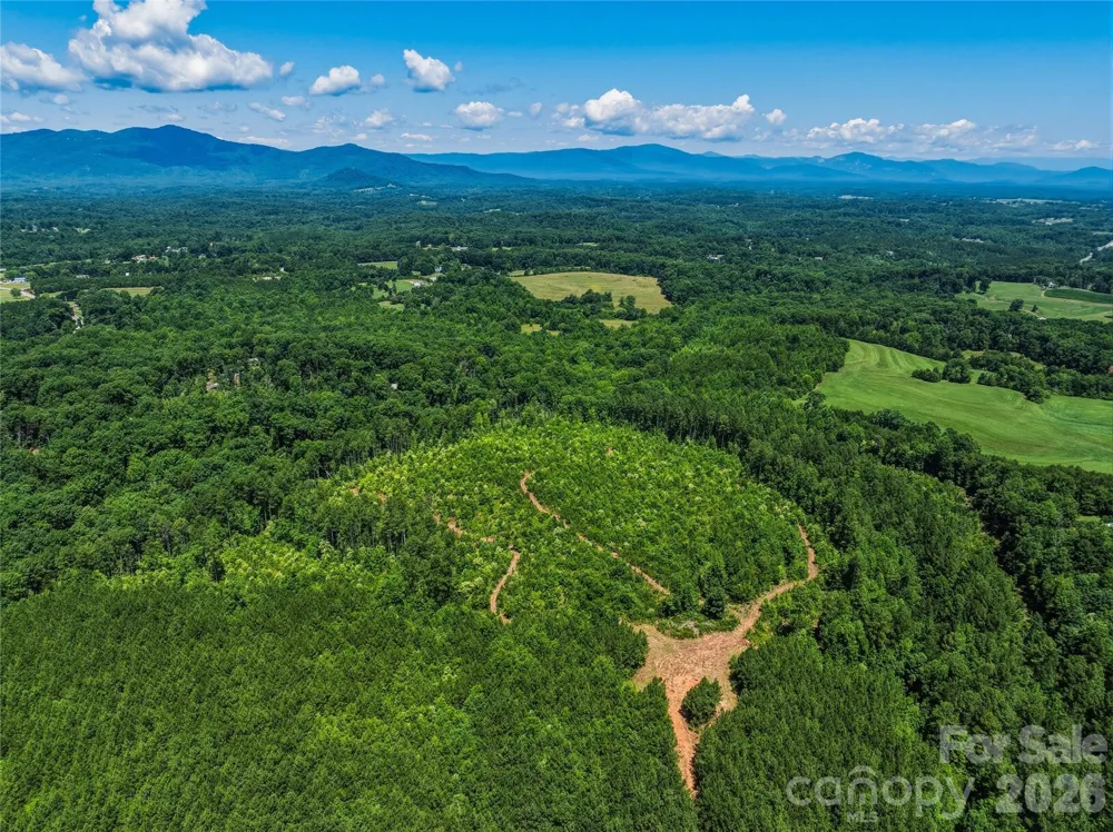 6783 Peniel Road Tryon, NC 28782