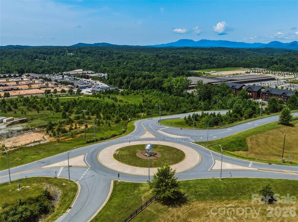 6783 Peniel Road Tryon, NC 28782