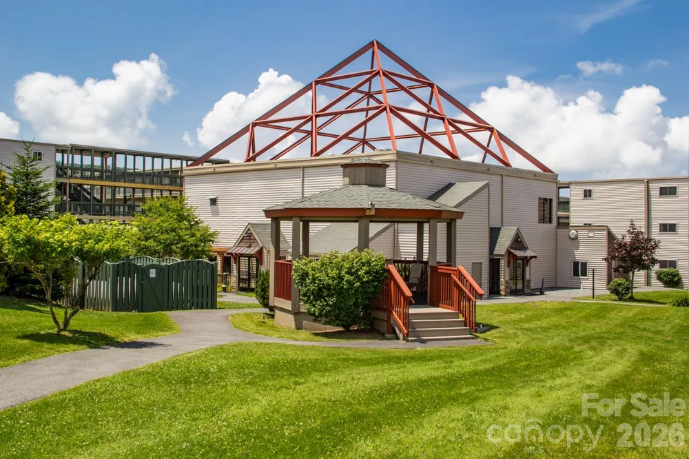 301 Pinnacle Inn Road #1110 Beech Mountain, NC 28604