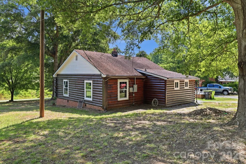 114 Beacon Hill Ellenboro, NC 28040