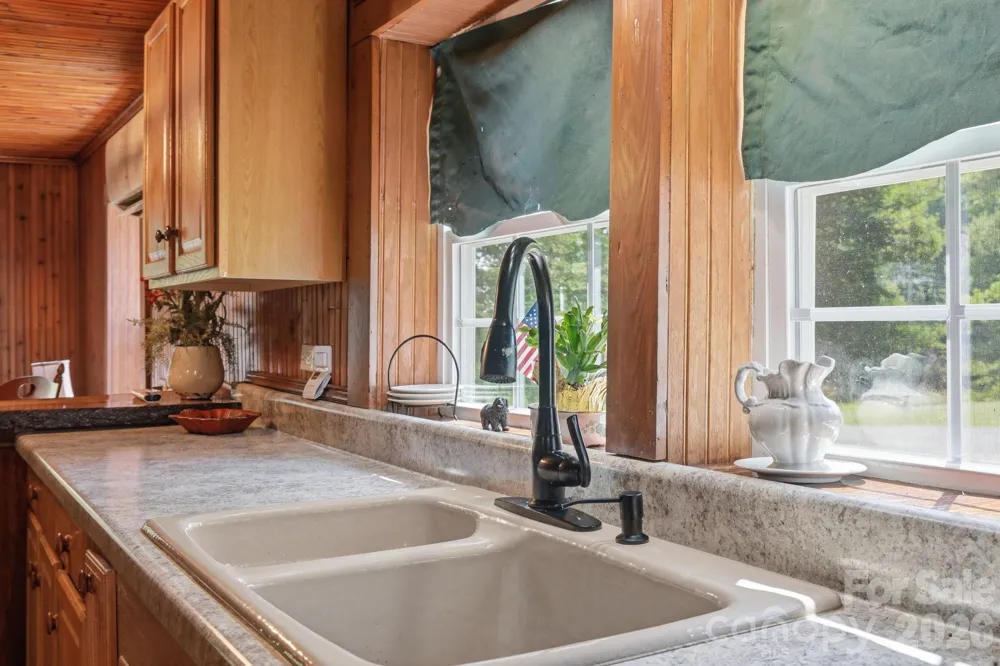 114 Beacon Hill Ellenboro, NC 28040