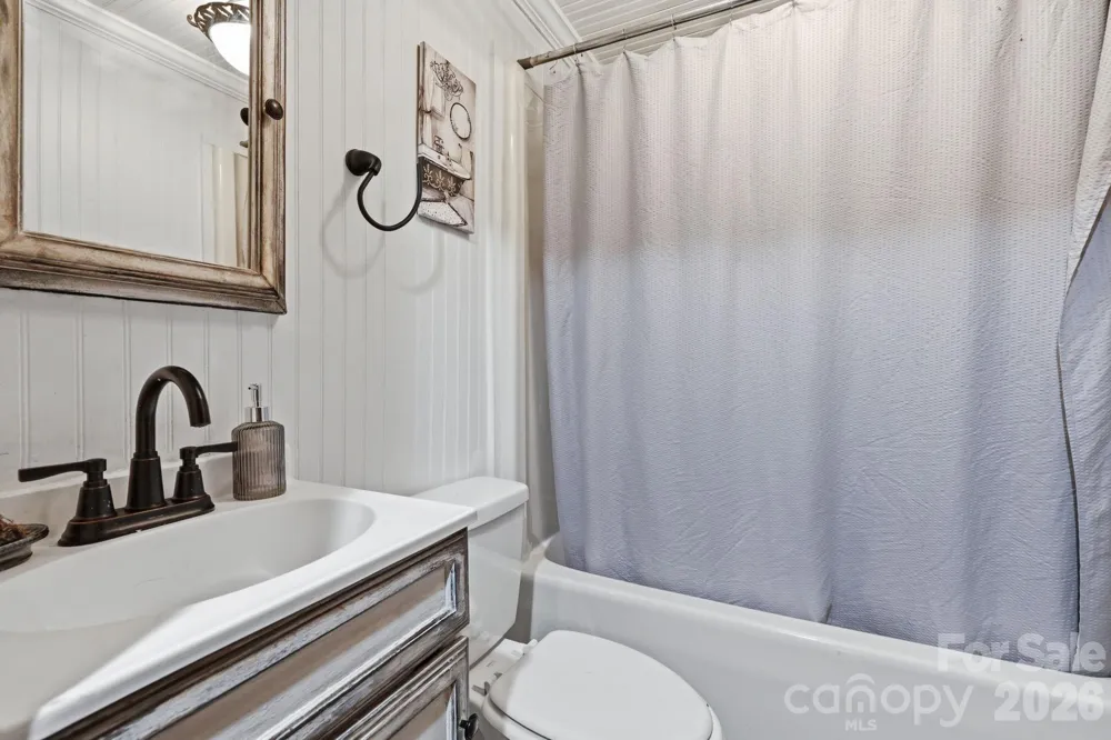 114 Beacon Hill Ellenboro, NC 28040