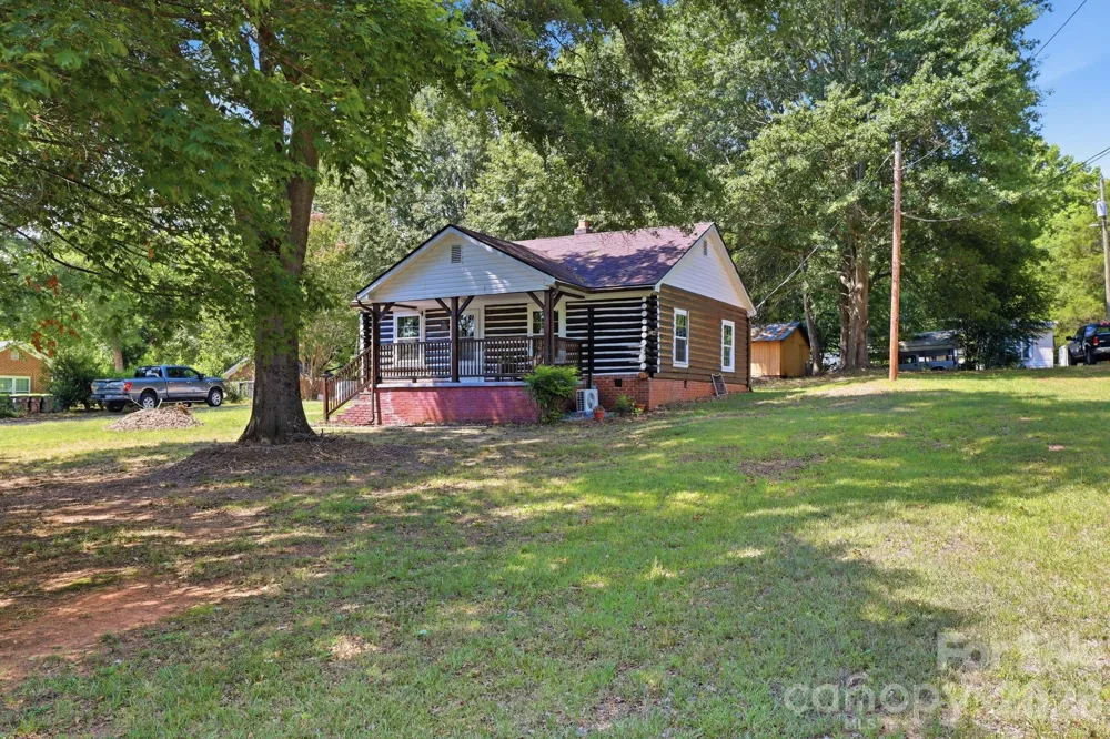 114 Beacon Hill Ellenboro, NC 28040