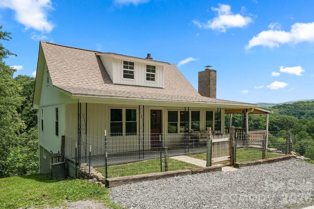 244 Flat Springs Road Elk Park, NC 28622