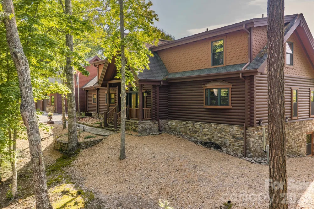 925 Appalachian Way Bryson City, NC 28713