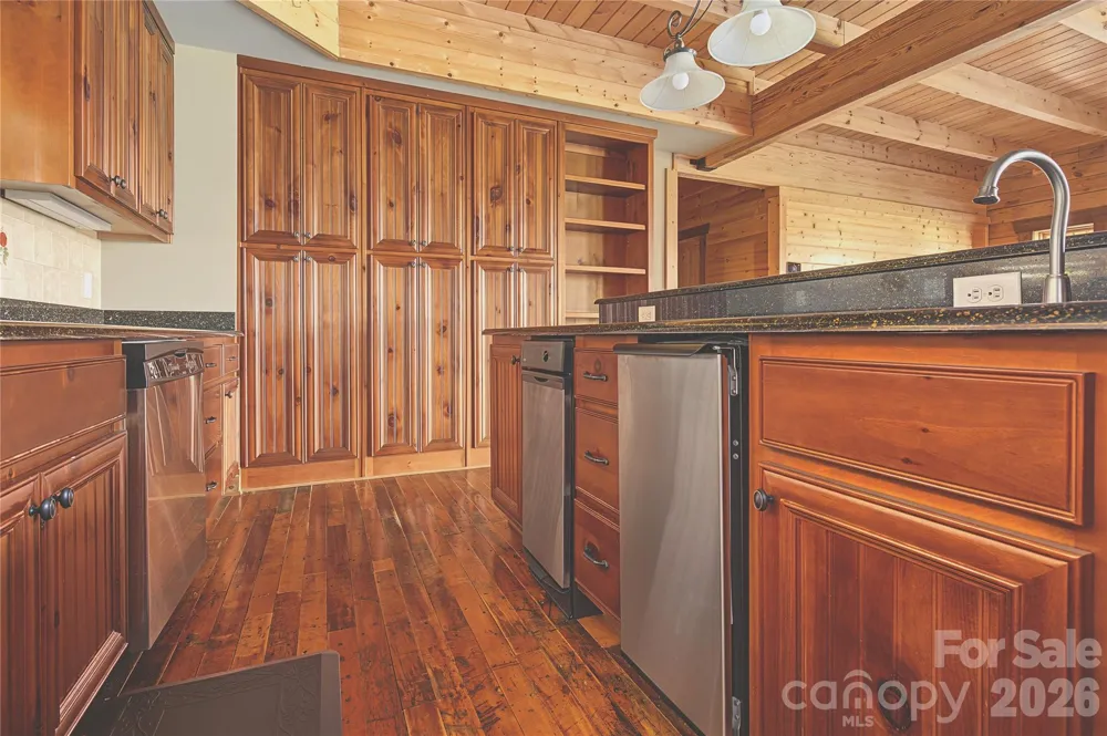 925 Appalachian Way Bryson City, NC 28713