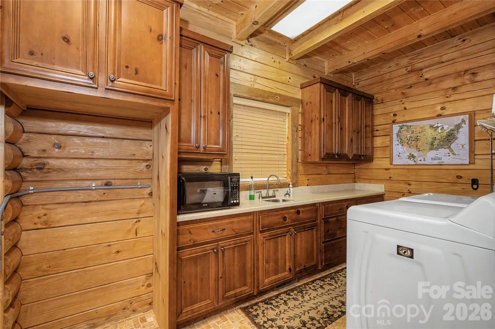 925 Appalachian Way Bryson City, NC 28713