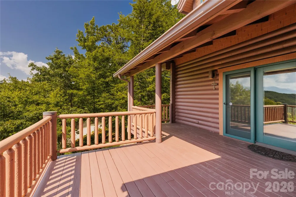 925 Appalachian Way Bryson City, NC 28713