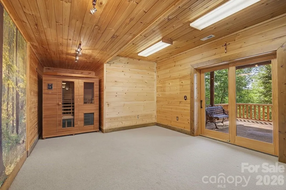 925 Appalachian Way Bryson City, NC 28713