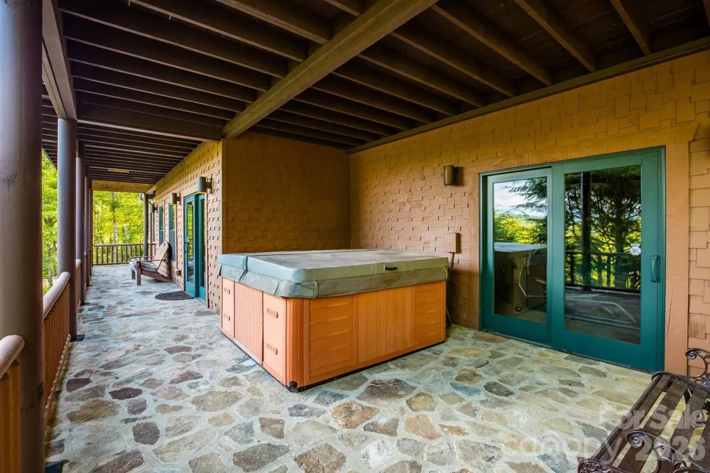 925 Appalachian Way Bryson City, NC 28713