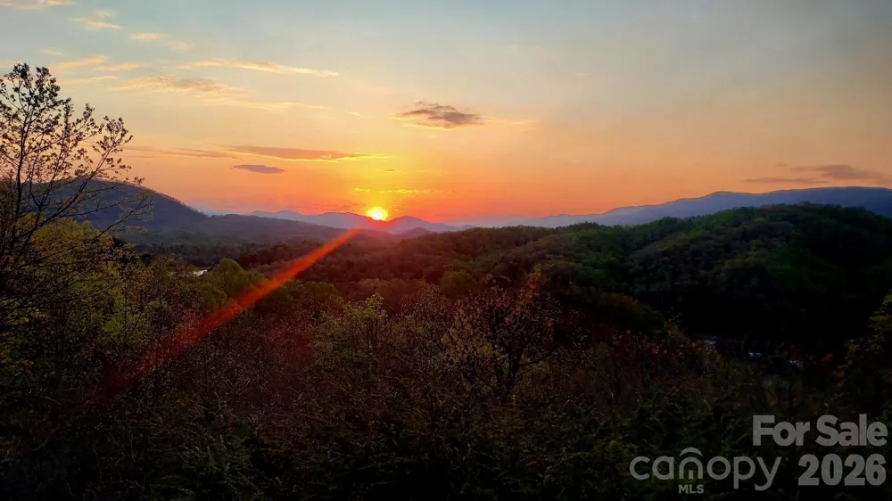 925 Appalachian Way Bryson City, NC 28713