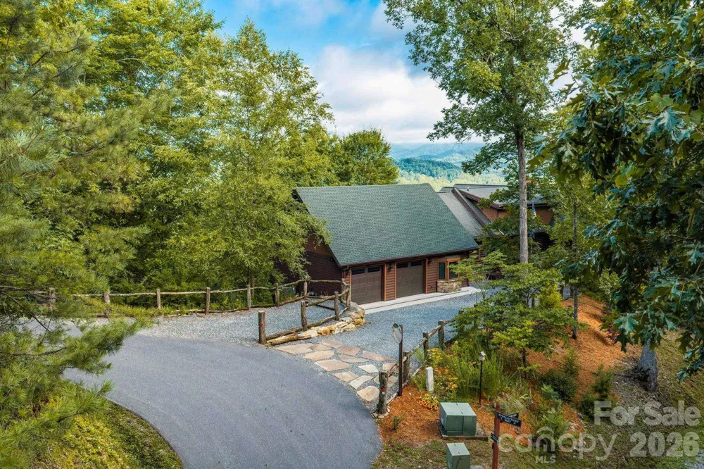 925 Appalachian Way Bryson City, NC 28713
