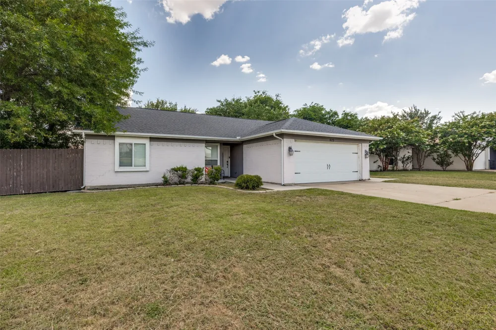 625 Park Center Boulevard Saginaw, TX 76179