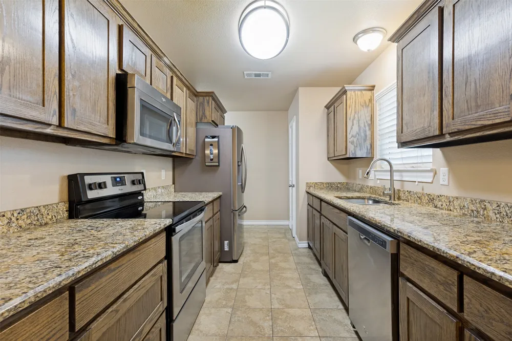 625 Park Center Boulevard Saginaw, TX 76179