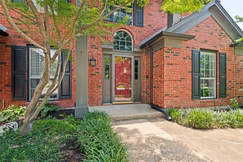 4339 Windswept Lane Grapevine, TX 76051