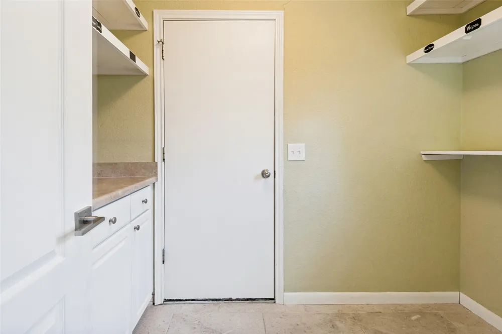 4339 Windswept Lane Grapevine, TX 76051