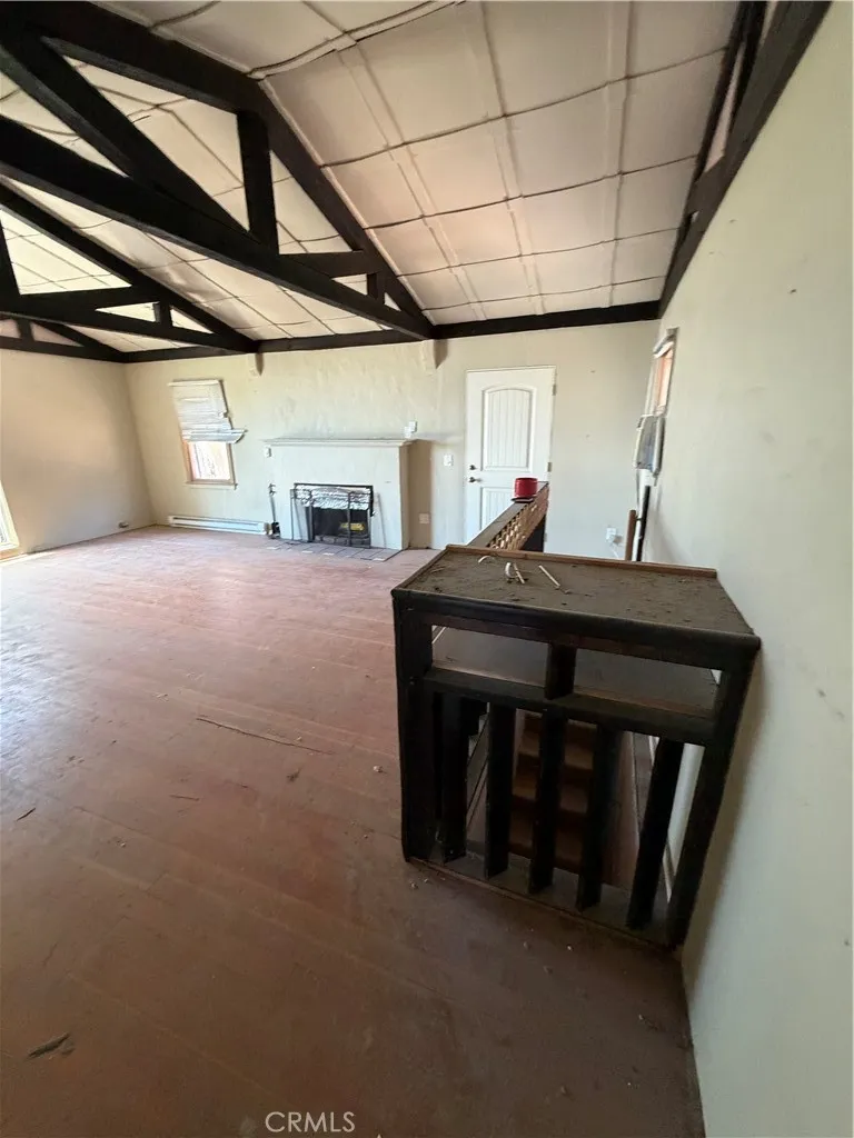 7157 Leota Canoga Park, CA 91304