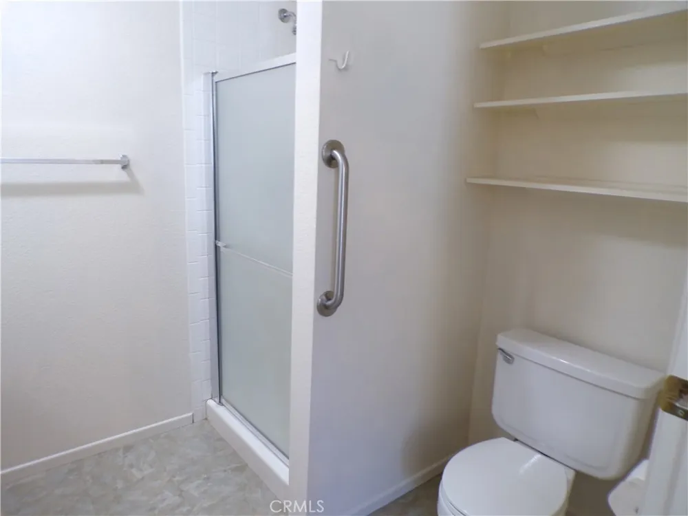 5102 W Avenue L10 Quartz Hill, CA 93536