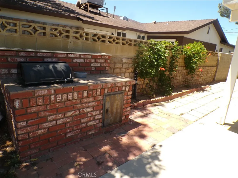 5102 W Avenue L10 Quartz Hill, CA 93536