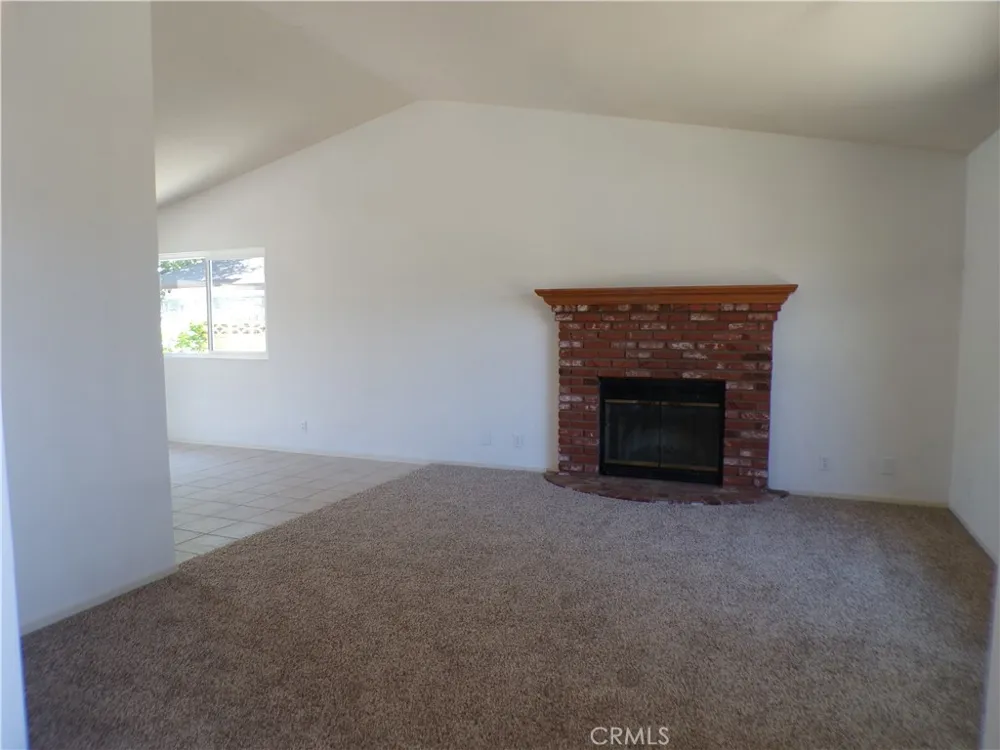 5102 W Avenue L10 Quartz Hill, CA 93536