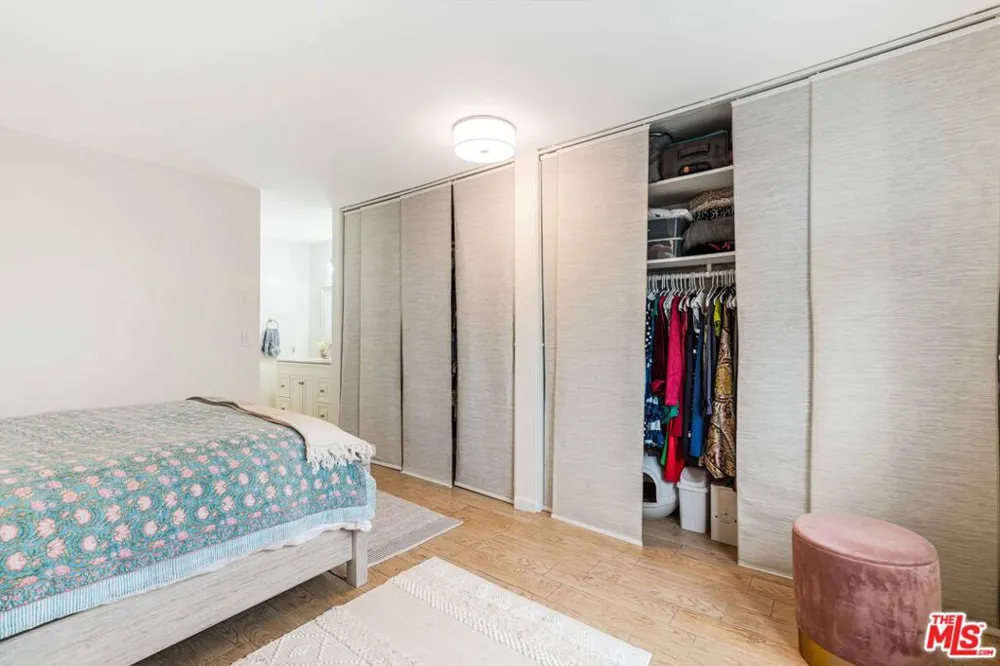 8740 Tuscany Avenue #207 Playa del Rey, CA 90293