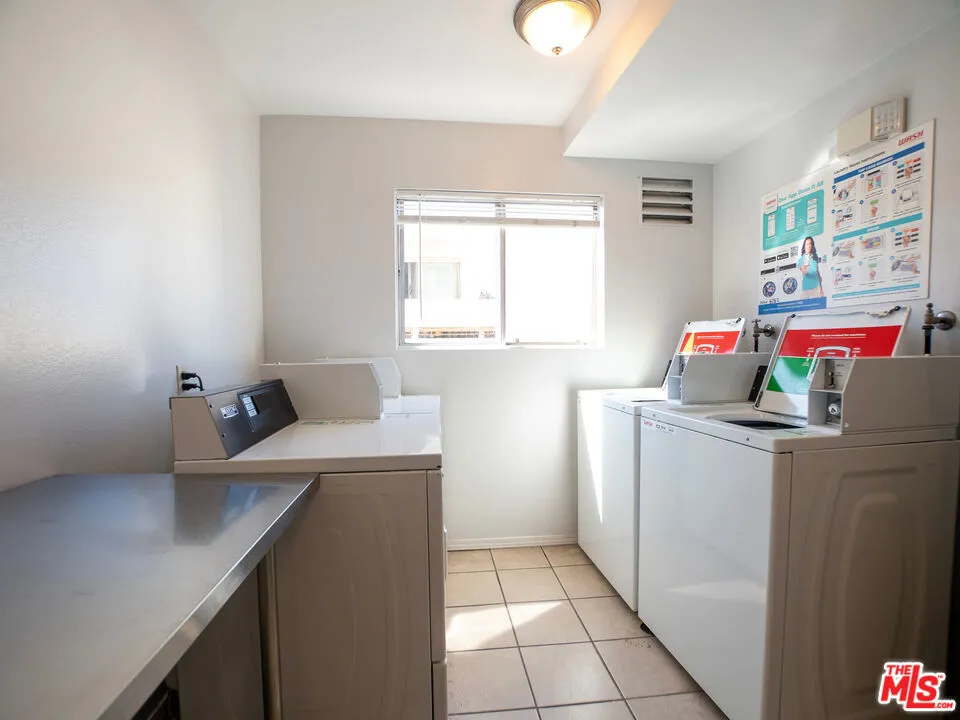 8740 Tuscany Avenue #207 Playa del Rey, CA 90293