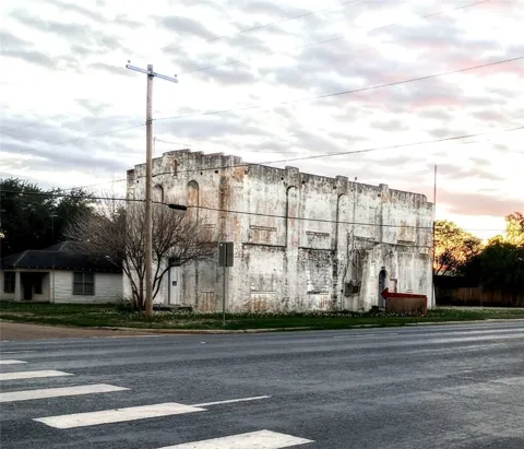 601 S Chester