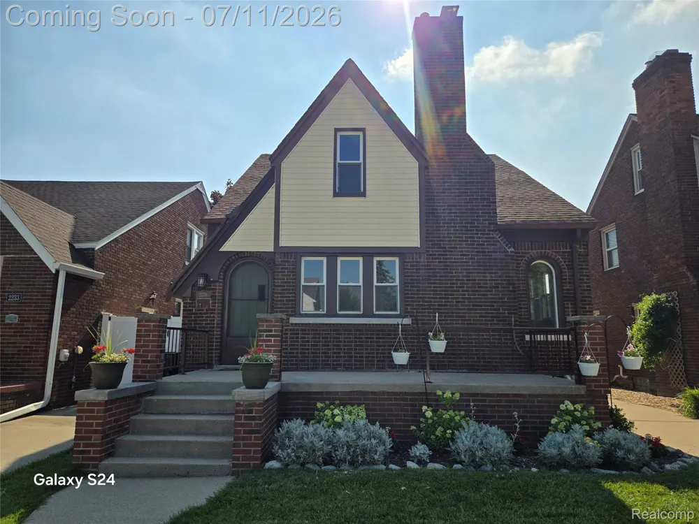 2239 22nd Street Wyandotte City, MI 48192