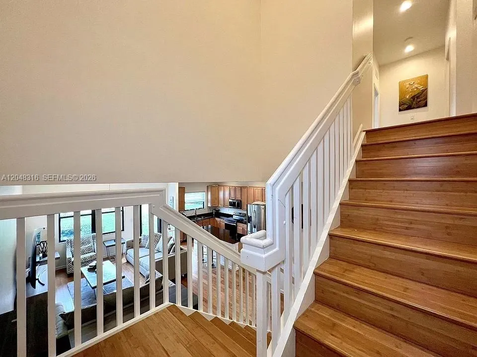 965 NE 193rd Ter Miami, FL 33179