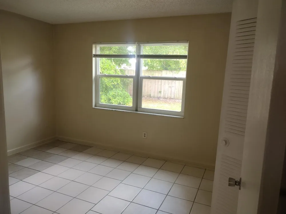 2891 Gulfstream Road Palm Springs, FL 33461