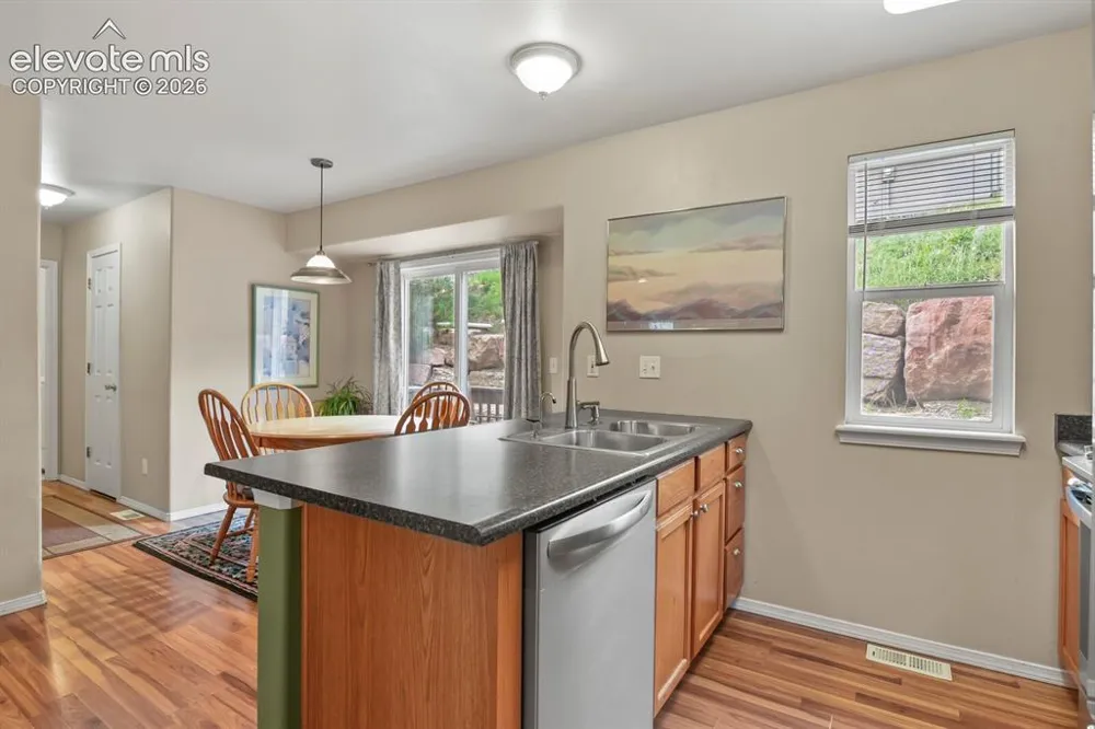 1582 Territory Trail Colorado Springs, CO 80919